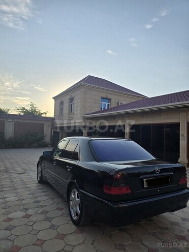 Mercedes C 230-2