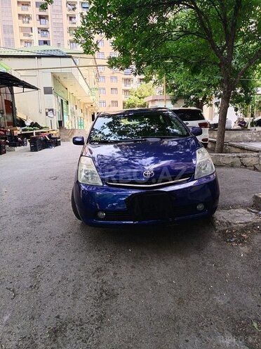 Toyota Prius-1