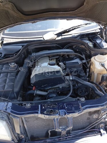 Mercedes C 180-6