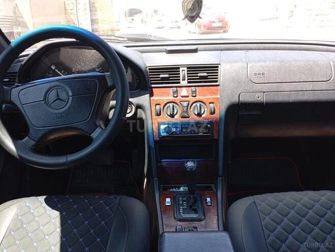 Mercedes C 180-9
