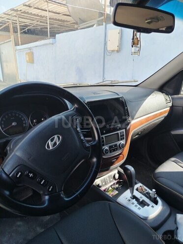 Hyundai Santa Fe-5