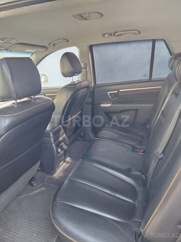Hyundai Santa Fe-6
