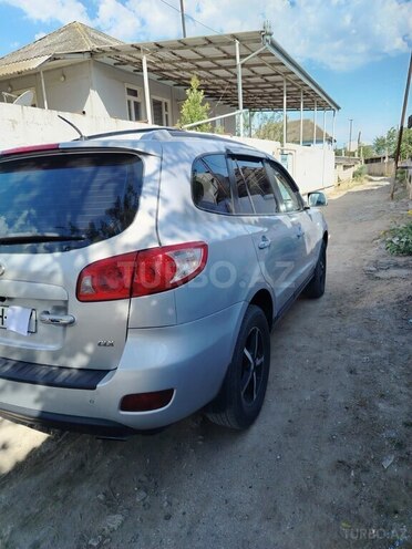Hyundai Santa Fe-8