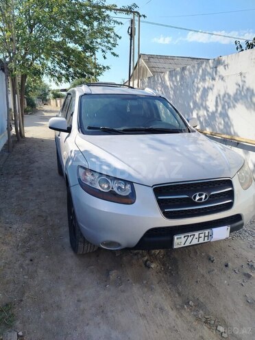 Hyundai Santa Fe-1