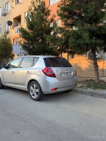 Kia Ceed-2