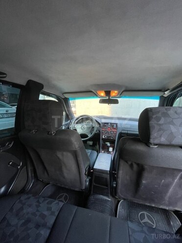 Mercedes C 180-5