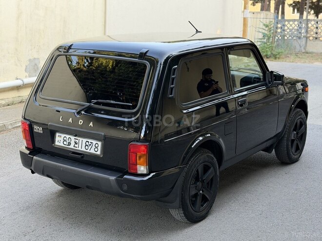 LADA (VAZ) Niva-11