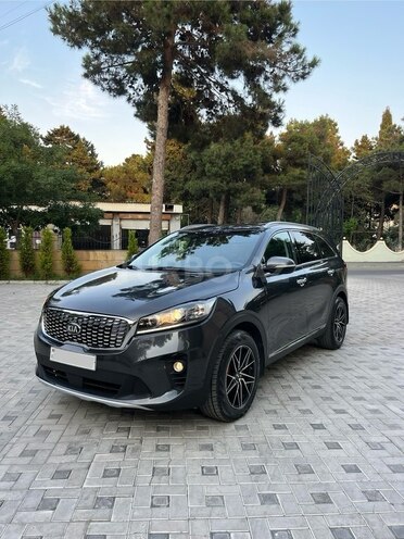 Kia Sorento-1