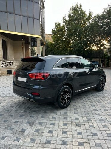 Kia Sorento-5
