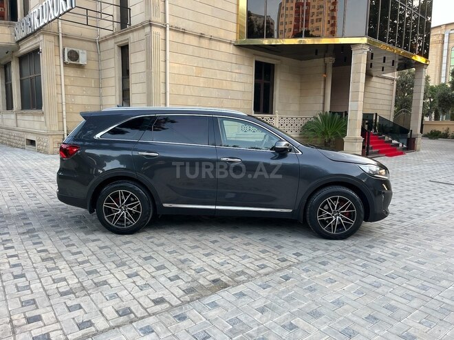 Kia Sorento-4