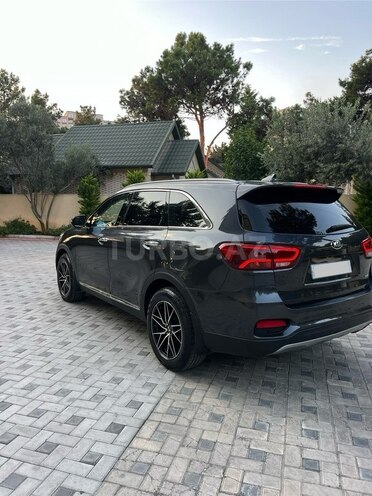 Kia Sorento-7