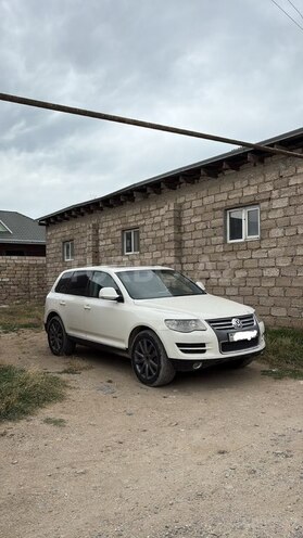 Volkswagen Touareg-3