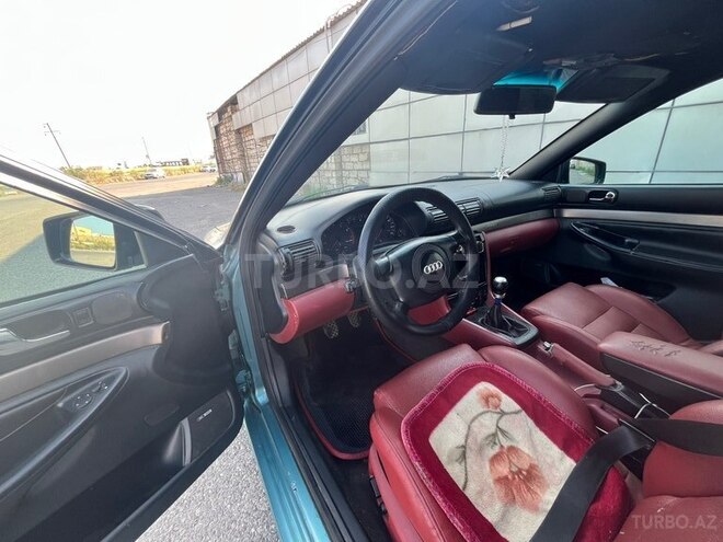 Audi A4-7