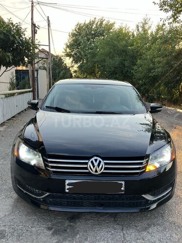 Volkswagen Passat-2