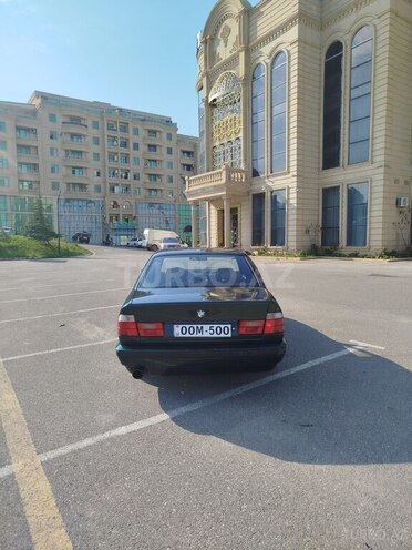 BMW 520-2