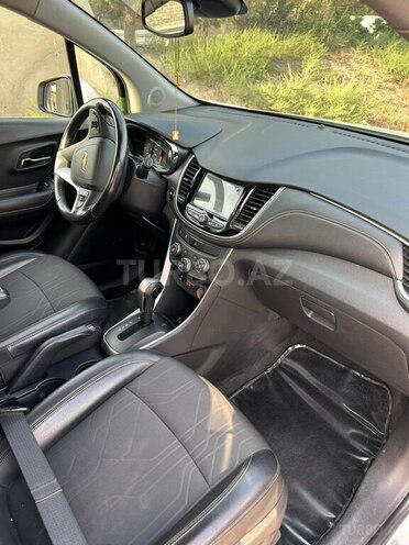 Chevrolet Trax-3