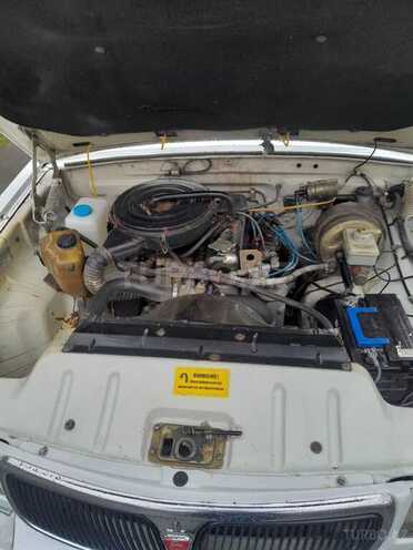 GAZ 3110 "Volga"-7