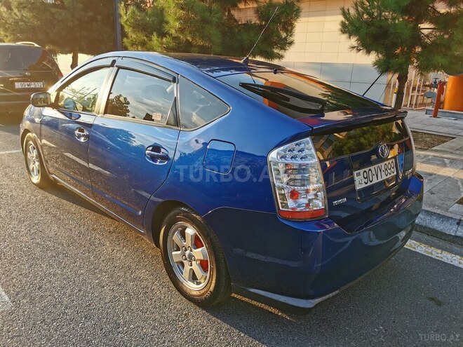 Toyota Prius-7