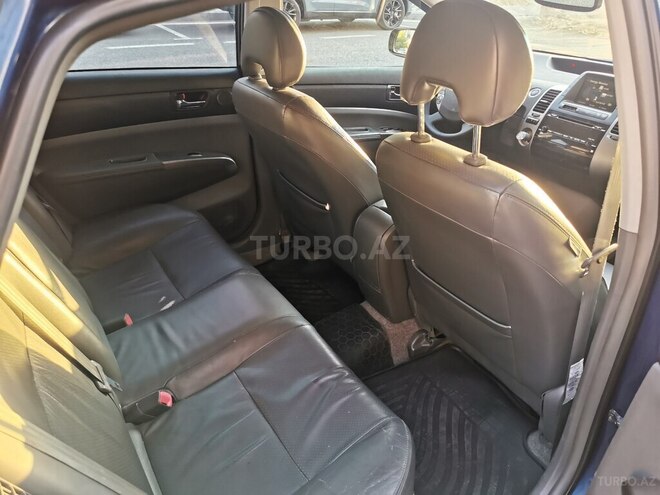 Toyota Prius-10
