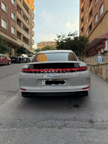 Porsche Panamera 4 E-Hybrid-5
