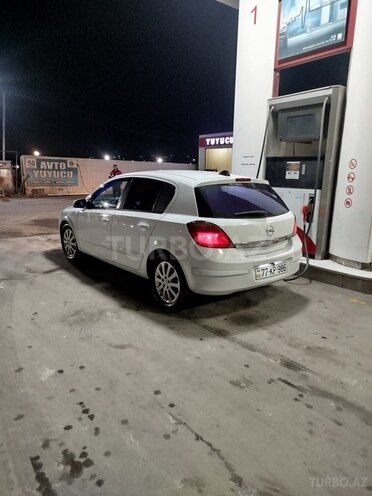 Opel Astra-9