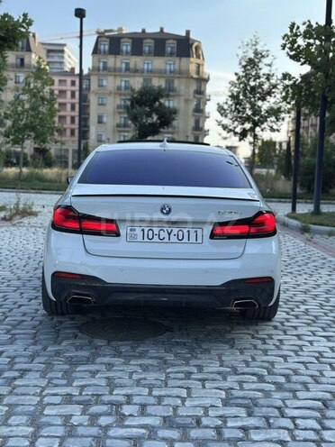 BMW 530e-8