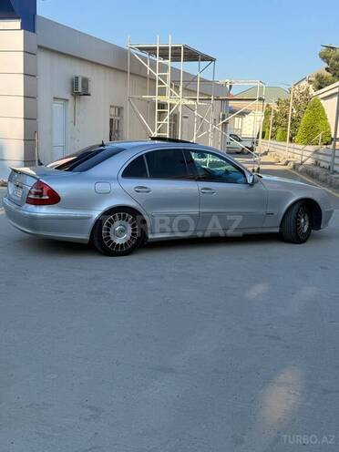 Mercedes E 240-9