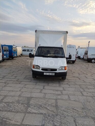Ford Transit-3