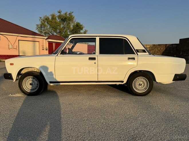 LADA (VAZ) 2107-3