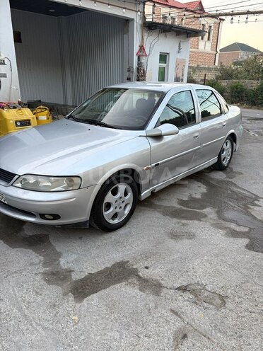 Opel Vectra-5