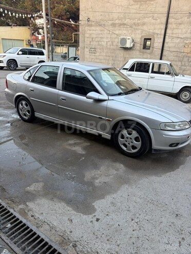 Opel Vectra-2