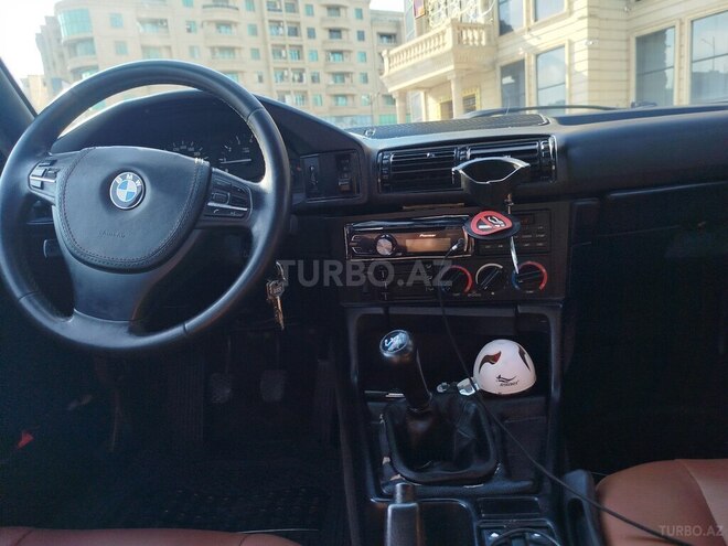 BMW 520-10