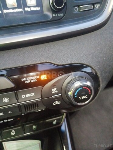 Kia Sorento-4