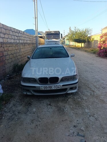 BMW 528-1