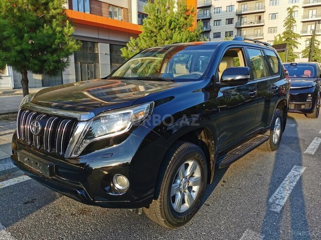 Toyota Land Cruiser Prado-4