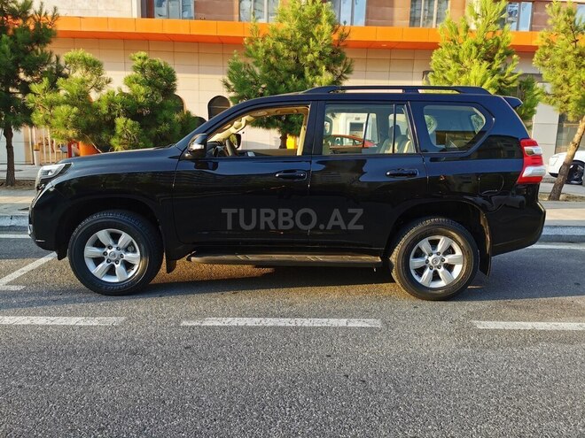 Toyota Land Cruiser Prado-7