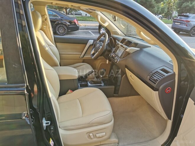 Toyota Land Cruiser Prado-14