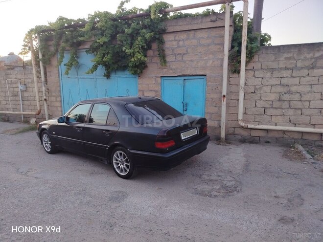 Mercedes C 180-5