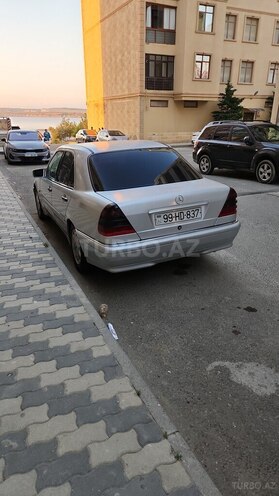 Mercedes C 220-10