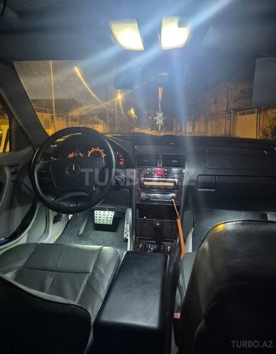 Mercedes C 230-9