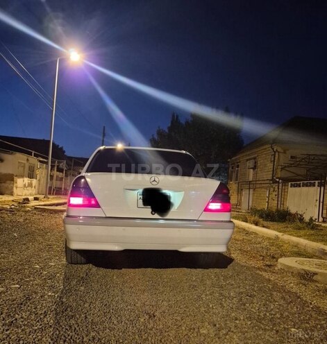 Mercedes C 230-8