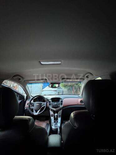 Chevrolet Cruze-6