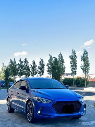 Hyundai Elantra-2