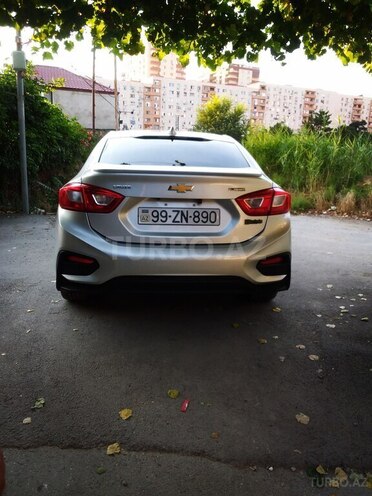 Chevrolet Cruze-2