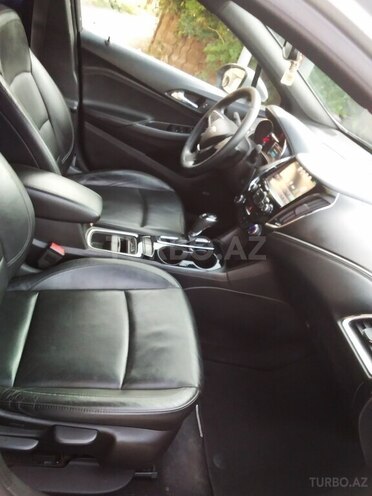 Chevrolet Cruze-8