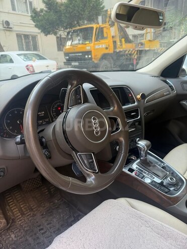 Audi Q5-4