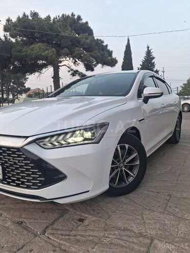 BYD Qin Plus-8