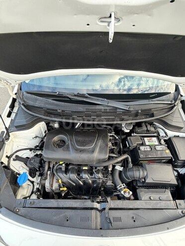 Kia Rio-16