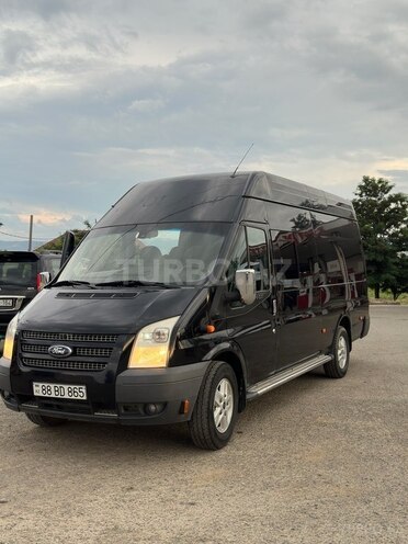 Ford Transit-1