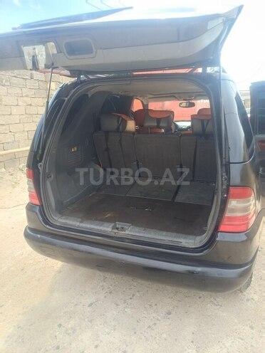 Mercedes ML 320-5